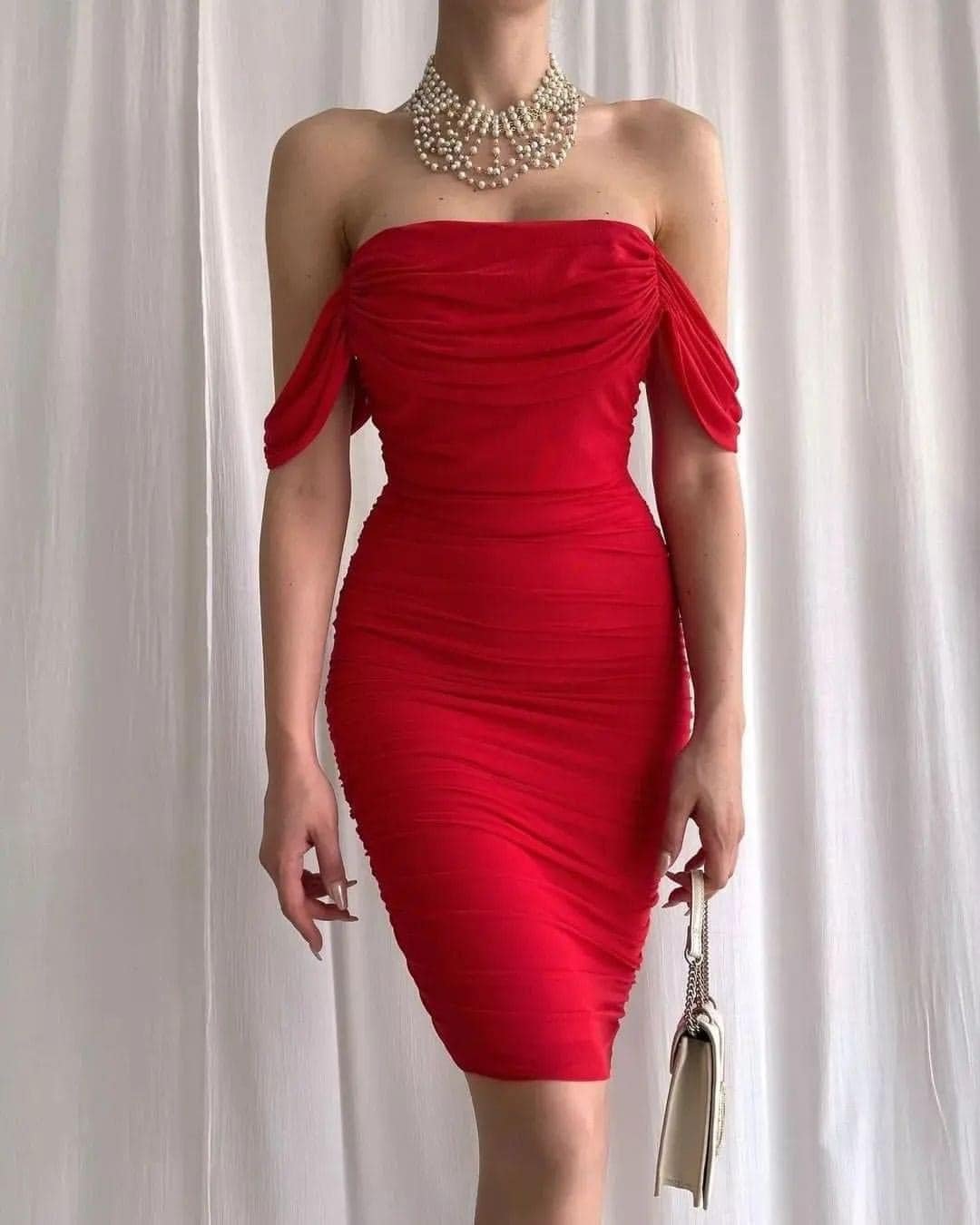 rotes offshoulder kleid